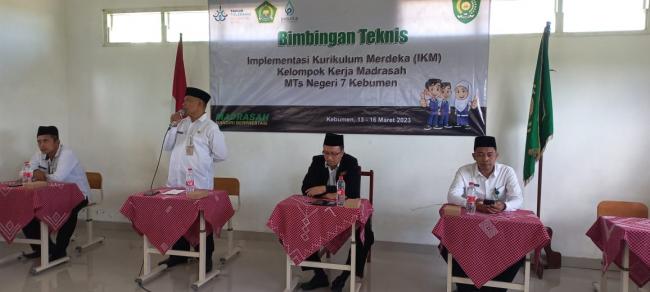 Delapan Puluh Tujuh Guru Ikuti Bintek Implementasi Kurikulum Merdeka