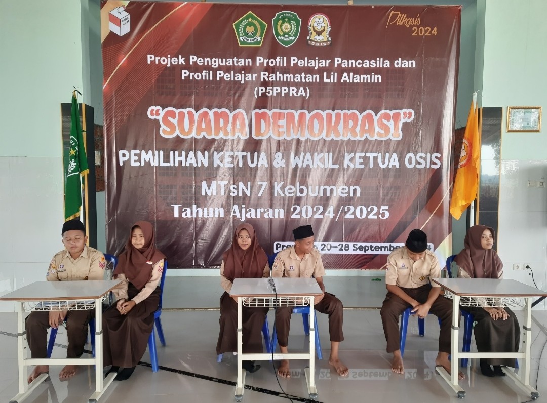 MTsN 7 Kebumen Adakan Debat Calon Ketua dan Wakil Ketua OSIS Masa Jabatan 2024-2025