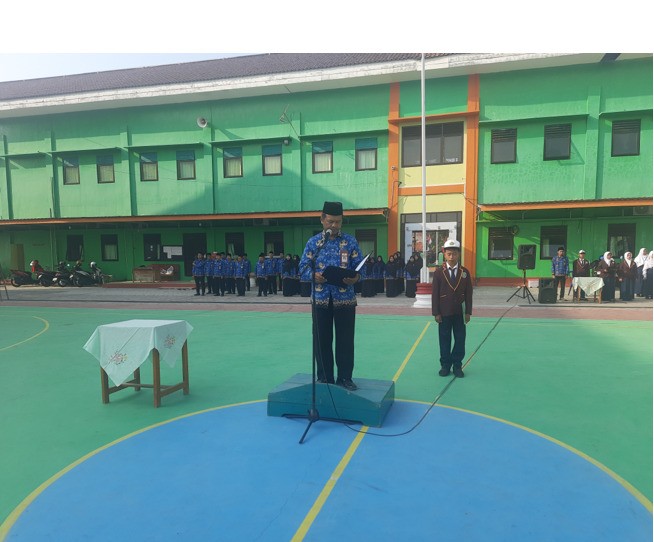 MTsN 7 Kebumen Peringati HUT RI ke-80 dengan Upacara Bendera