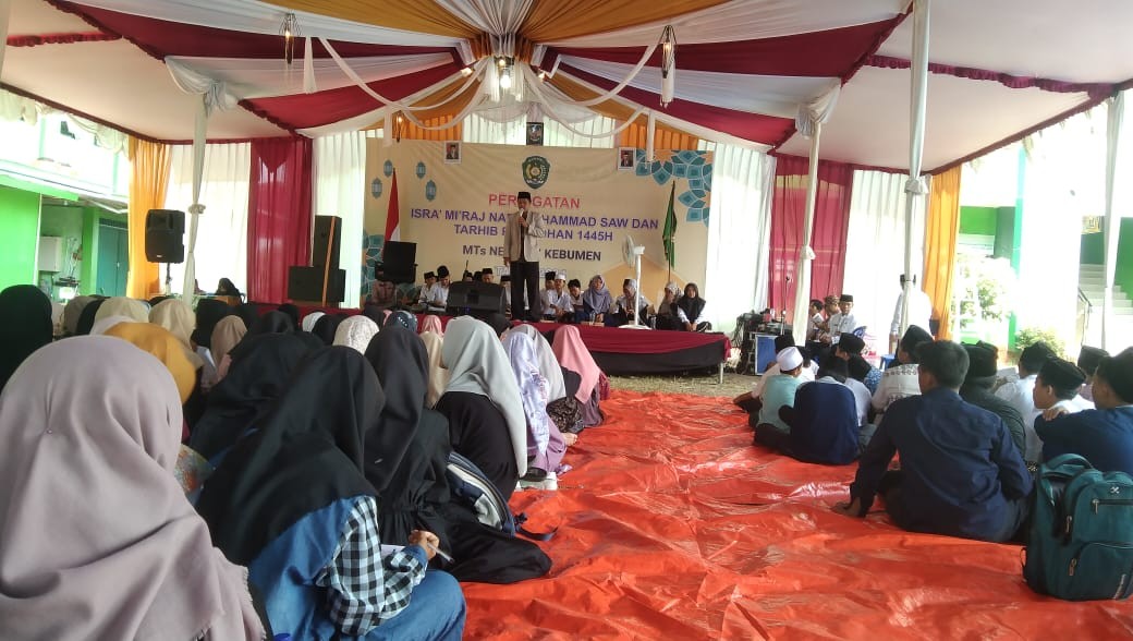 MTsN 7 Kebumen Selenggarakan Peringatan Isra Mikraj dan Tarhib Ramadhan 1445 H